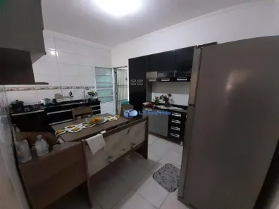 Casa com 2 Quartos à venda, 250m² no Vila Zezé, Jacareí