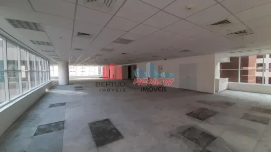Sala Comercial para alugar, 457m² no Vila Olímpia, São Paulo