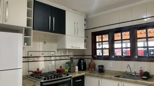 Sobrado com 4 Quartos para alugar, 262m² no Jardim Santo Antônio, Santo André