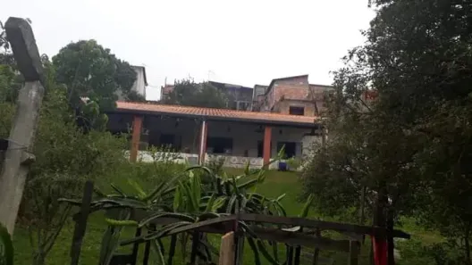 Fazenda/Sítio com 2 Quartos à venda, 220m² no Jardim Colônia, Jacareí
