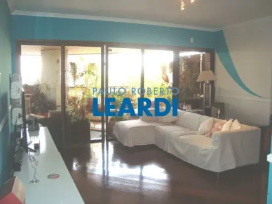 Apartamento com 3 Quartos à venda, 213m² no Vila Suzana, São Paulo