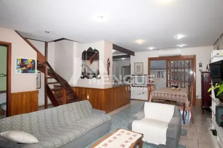Casa com 4 Quartos à venda, 150m² no São João, Porto Alegre