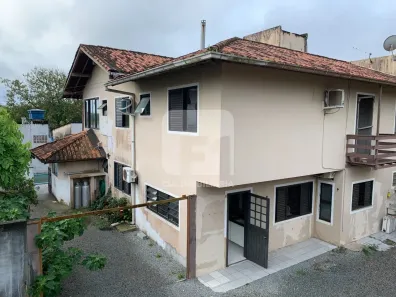 Casa com 5 Quartos à venda, 230m² no Campeche, Florianópolis