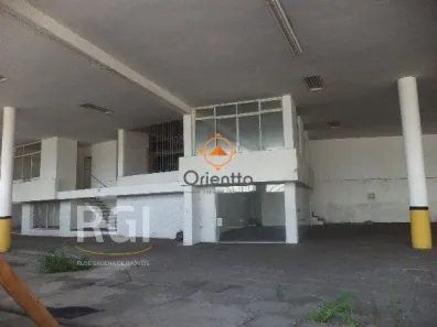 Prédio Comercial à venda, 2700m² no São João, Porto Alegre