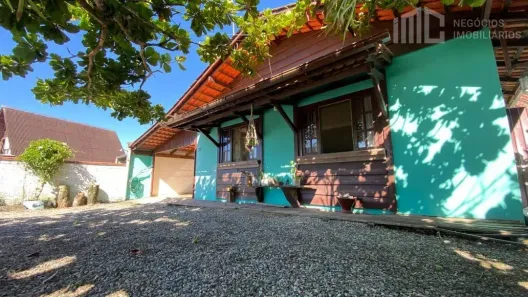Casa com 4 Quartos à venda, 130m² no Salinas, Balneário Barra do Sul