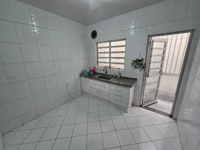 Casa com 2 Quartos para alugar, 90m² no Parque Casa de Pedra, São Paulo