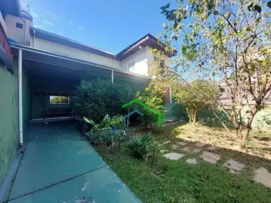 Casa com 6 Quartos à venda, 322m² no Vila Silviânia, Carapicuíba