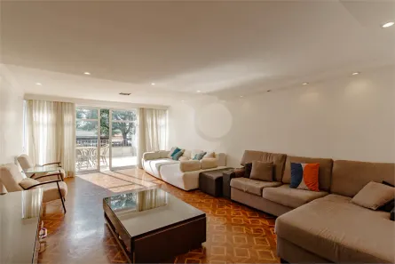 Casa com 3 Quartos à venda, 300m² no Vila Madalena, São Paulo
