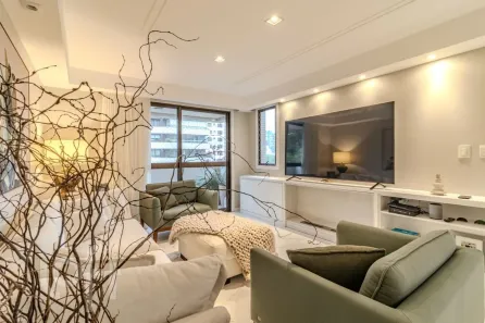 Apartamento com 3 Quartos à venda, 143m² no Três Figueiras, Porto Alegre
