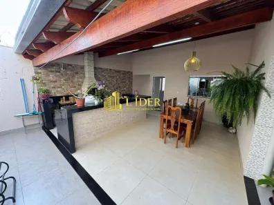 Casa com 4 Quartos à venda, 220m² no Taiaman, Uberlândia