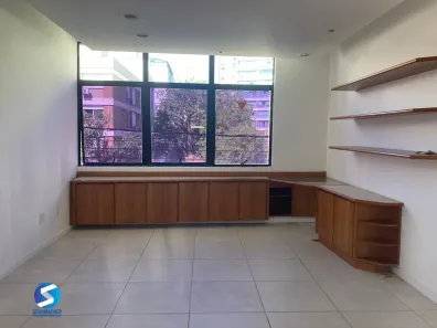 Sala Comercial com 2 Quartos à venda, 66m² no Menino Deus, Porto Alegre