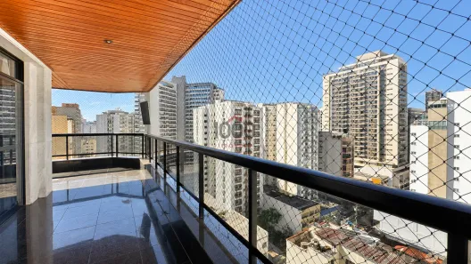 Apartamento com 3 Quartos à venda, 230m² no Centro, Juiz de Fora