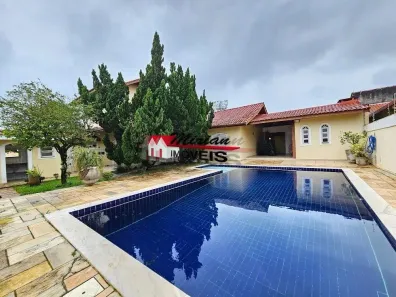Casa com 5 Quartos à venda, 565m² no Centro, Peruíbe