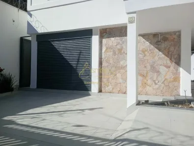 Imóvel Comercial à venda, 254m² no Jardim das Acácias, São Paulo