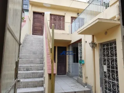 Casa com 3 Quartos à venda, 250m² no Água Branca, São Paulo