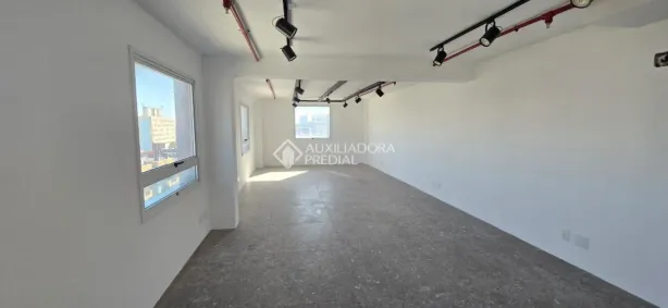 Sala Comercial à venda, 64m² no Auxiliadora, Porto Alegre
