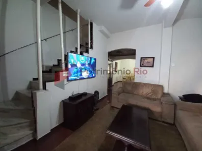 Casa com 2 Quartos à venda, 151m² no Penha, Rio de Janeiro