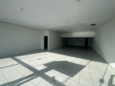 Sala Comercial para alugar, 240m² no Centro, Presidente Prudente