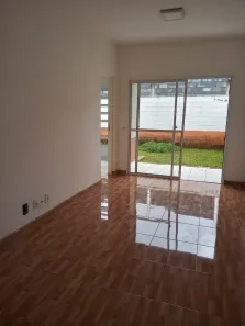 Casa de Condomínio com 2 Quartos para alugar, 90m² no Taboleiro Verde, Cotia
