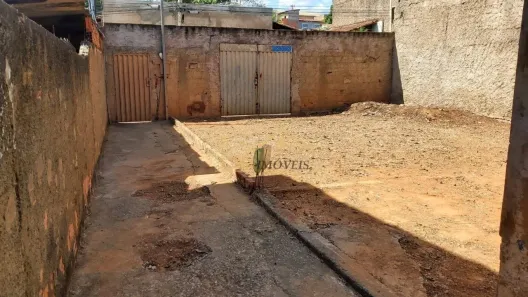 Casa com 3 Quartos à venda, 90m² no Lourdes, Montes Claros