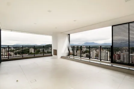Apartamento com 4 Quartos à venda, 250m² no Centro, Joinville