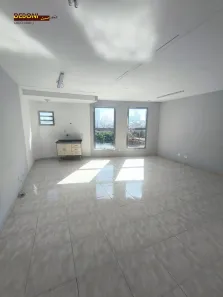 Sala Comercial para alugar, 30m² no Vila Guilhermina, São Paulo