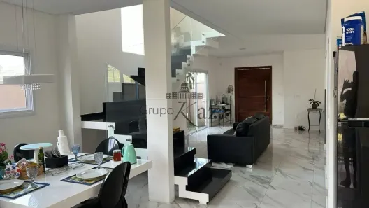 Casa de Condomínio com 3 Quartos à venda, 230m² no Urbanova, São José dos Campos