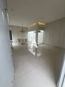 Casa de Condomínio com 3 Quartos para alugar, 221m² no Gávea, Uberlândia