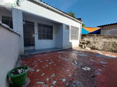 Casa com 2 Quartos para alugar, 45m² no Campo Grande, Rio de Janeiro