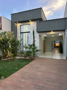 Casa com 3 Quartos à venda, 140m² no Vila Oliveira, Aparecida de Goiânia