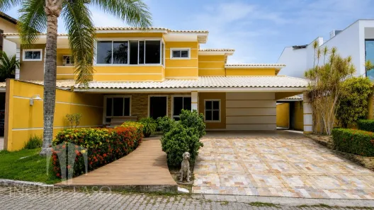 Casa com 3 Quartos à venda, 384m² no Cancela Preta, Macaé
