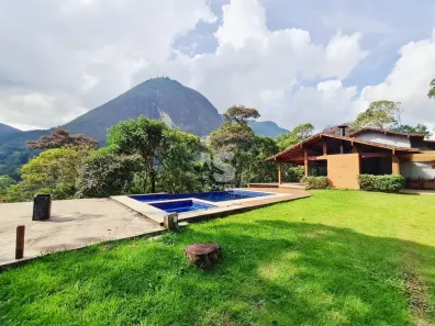 Casa com 4 Quartos à venda, 5200m² no Araras, Petrópolis