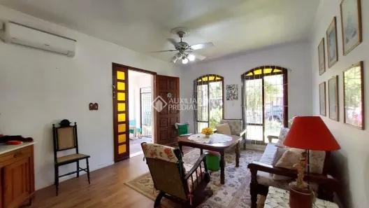 Casa com 3 Quartos à venda, 114m² no Chácara das Pedras, Porto Alegre