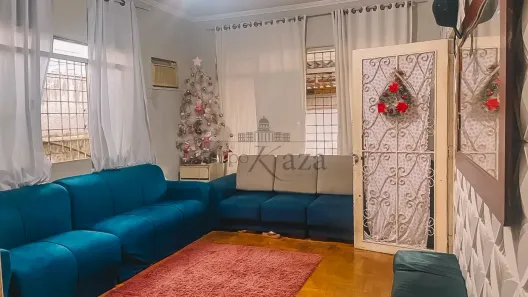 Sobrado com 7 Quartos à venda, 205m² no Vila Guarani, São José dos Campos