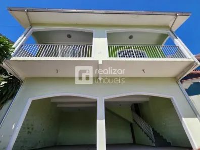 Casa com 3 Quartos à venda, 214m² no Forquilhinha, São José