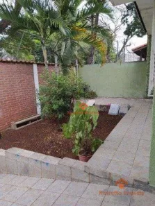 Casa com 5 Quartos à venda, 180m² no Jardim das Flores, Osasco