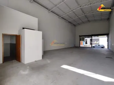 Galpão/Depósito/Armazém para alugar, 208m² no Santa Clara, Divinópolis