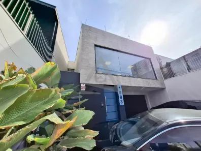 Prédio Comercial para alugar, 208m² no Cambuí, Campinas