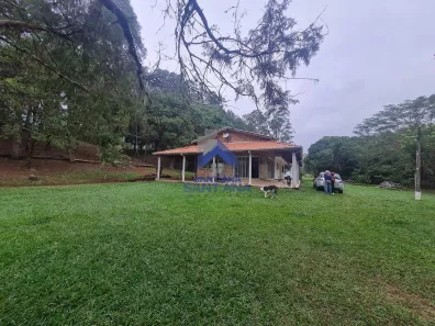 Fazenda/Sítio com 2 Quartos à venda, 48m² no Vila Doutor João Batista (Parte Alta), Cruzeiro