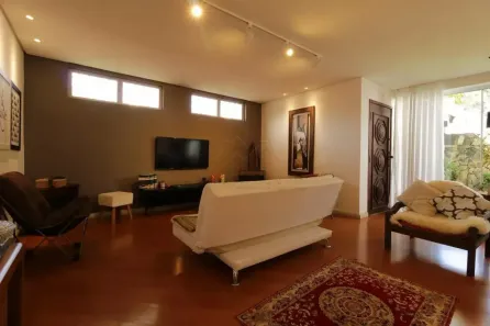 Casa com 3 Quartos à venda, 310m² no Vila Bastos, Santo André