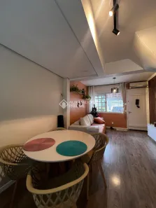 Casa com 3 Quartos à venda, 101m² no Jardim Itu, Porto Alegre