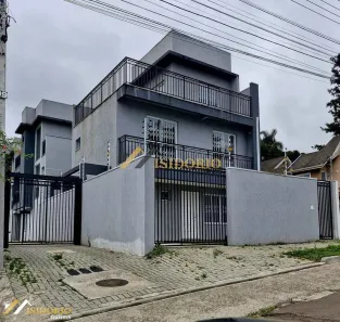 Sobrado com 3 Quartos à venda, 120m² no Uberaba, Curitiba