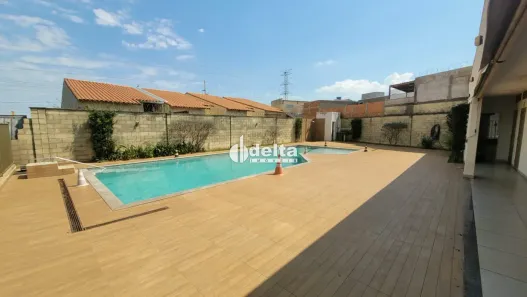 Apartamento com 2 Quartos para alugar, 45m² no Jardim Canaã, Uberlândia