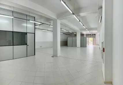 Ponto Comercial para alugar, 256m² no Estreito, Florianópolis