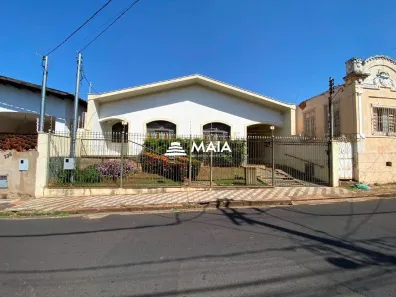 Casa com 4 Quartos à venda, 284m² no Centro, Uberaba