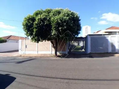 Casa com 2 Quartos à venda, 180m² no Centro, Araraquara