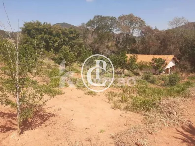 Fazenda/Sítio com 2 Quartos à venda, 150m² no Centro, Paraibuna