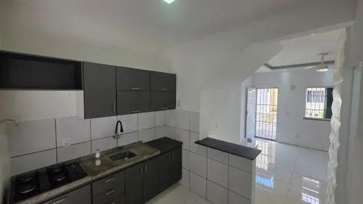 Casa de Condomínio com 2 Quartos à venda, 56m² no Siqueira, Fortaleza
