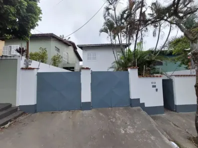 Sobrado com 4 Quartos à venda, 300m² no Caxingui, São Paulo