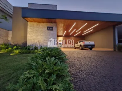 Casa de Condomínio com 3 Quartos à venda, 255m² no Recreio dos Bandeirantes, Uberaba